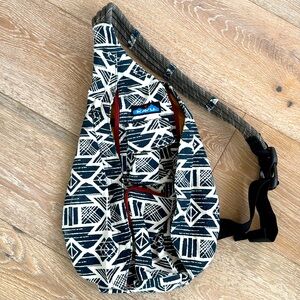 KAVU rope sling bag in Aztec print